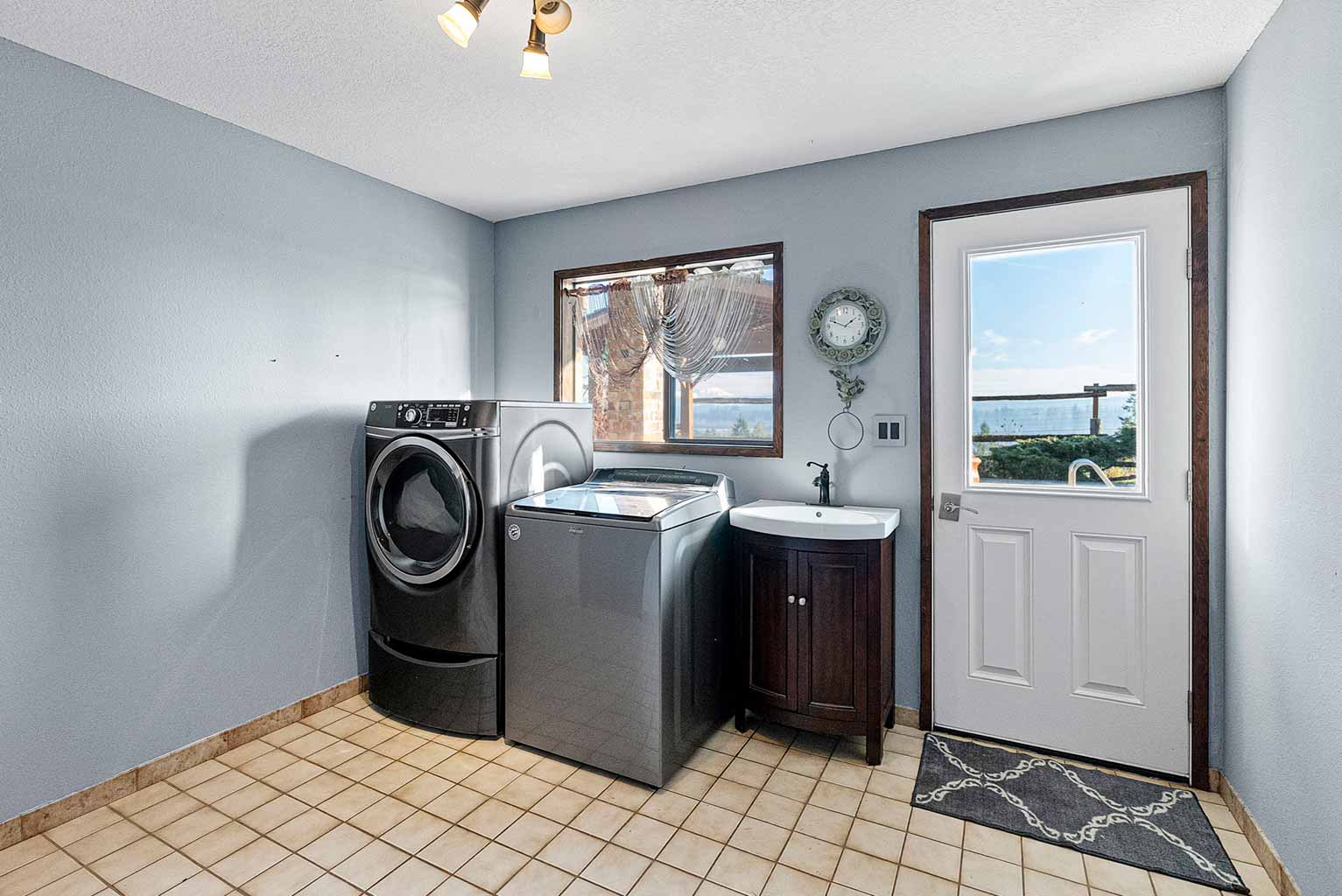Laundry room on the lower level
